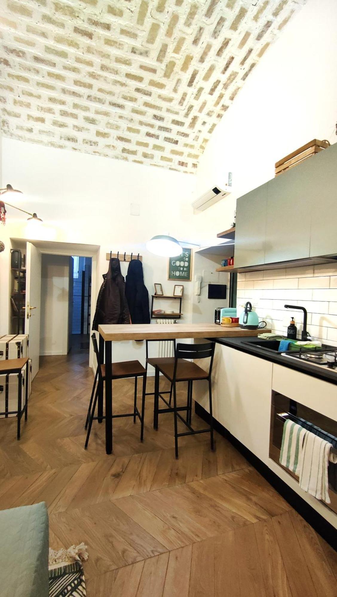 Vera Suite&apartment - Charming 3 Bedroom - 20min Walk From Colosseum Rom