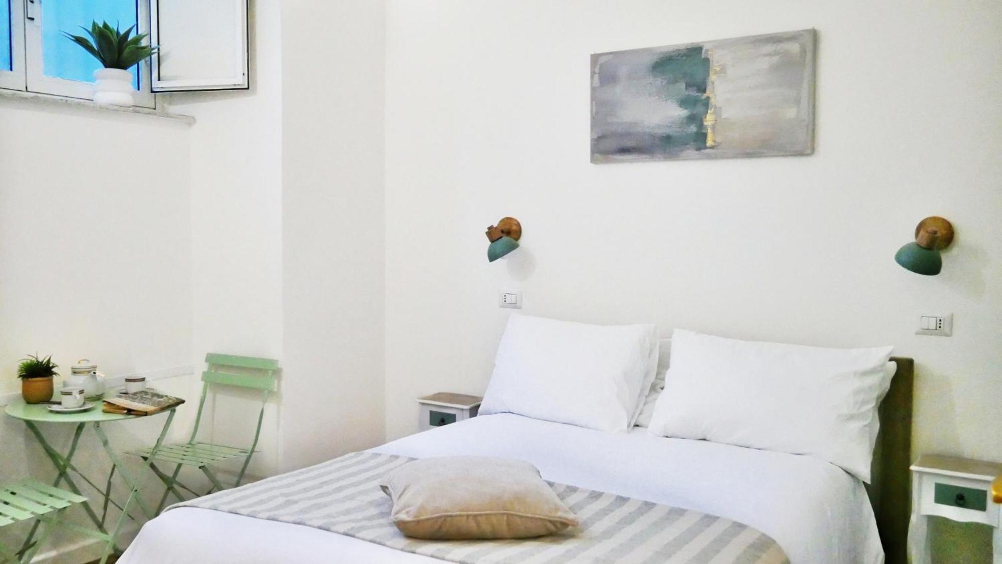 Apartment Vera Suite&apartment - Charming 3 Bedroom - 20min Walk From Colosseum Rom